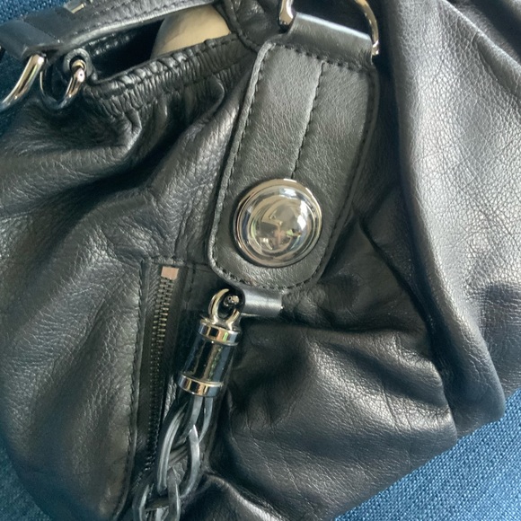 Preloved Gucci Galaxy Bag - Picture 8 of 14